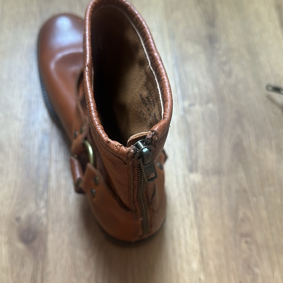 Frye Phillip Harness Short Boots - Picture 11 of 13